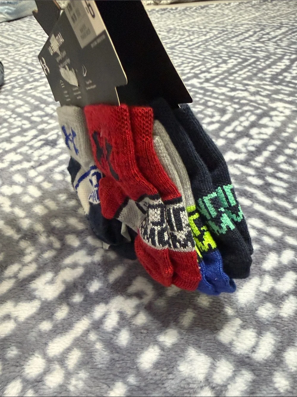 Under Armour Kids Quarter Socks in Red, Navy, Gray & Blue